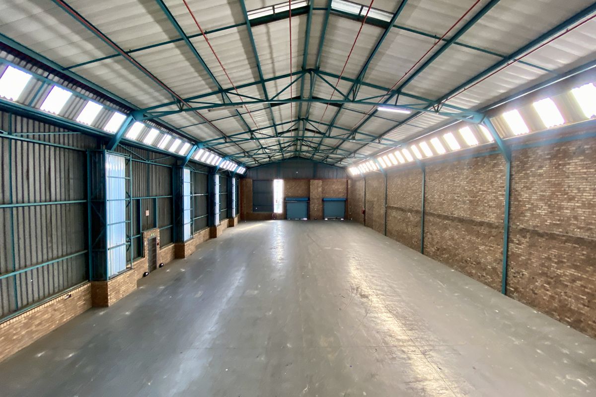 1,841m2 Logistics & Distribution Warehouse To Let in Randjespark, Midrand - Photo 4