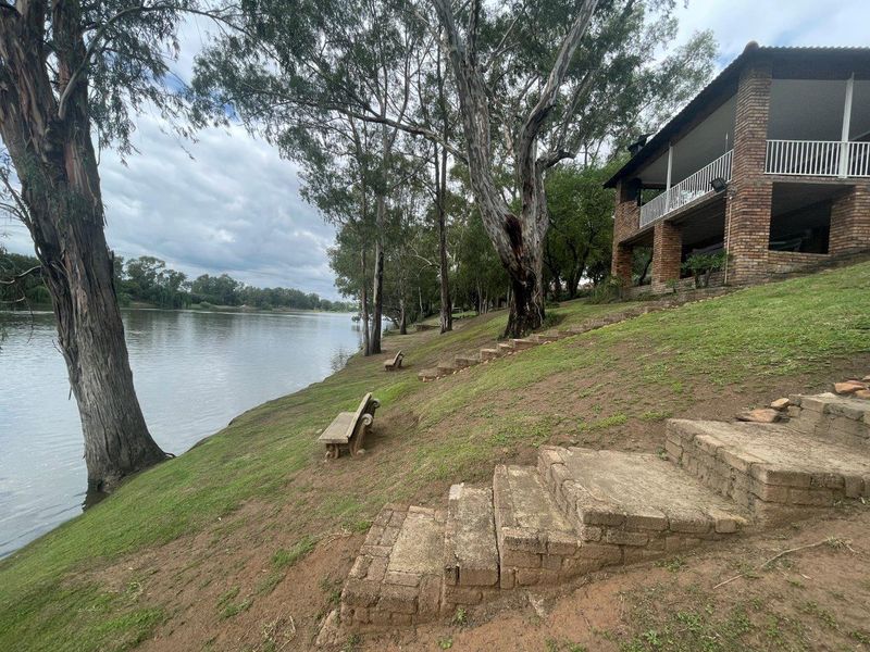 Off-the-Grid Riverside Retreat on the Vaal - Photo 8