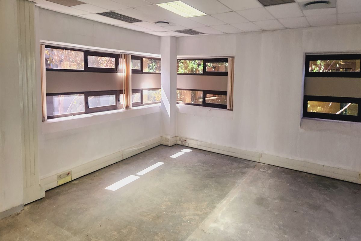 Offices to let in Sandown, Sandton - Photo 5