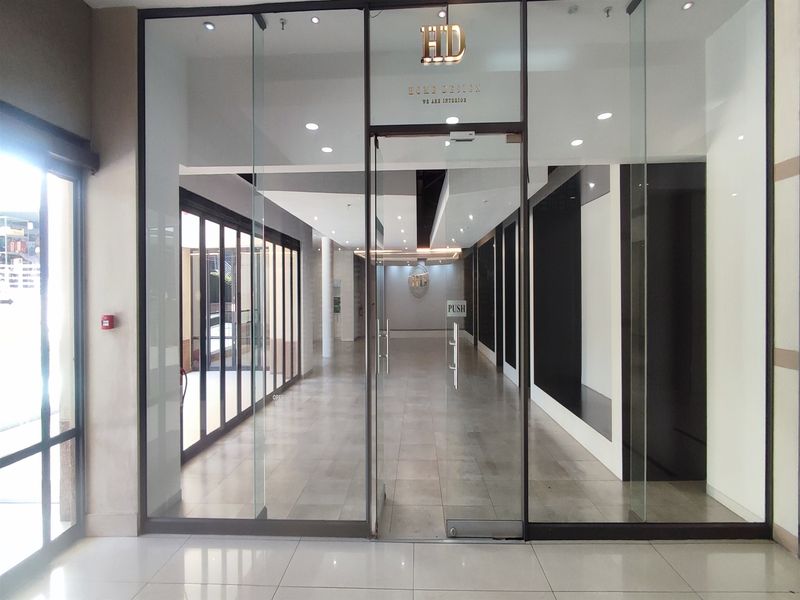 Office space to let in Rosebank - Photo 5