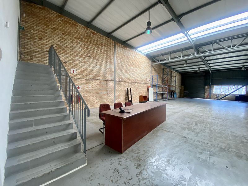 Industrial Warehouse TO LET in Grand Central, Midrand - Photo 8