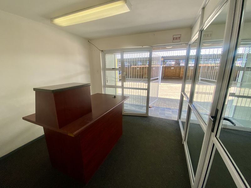 Industrial Warehouse TO LET in Grand Central, Midrand - Photo 10