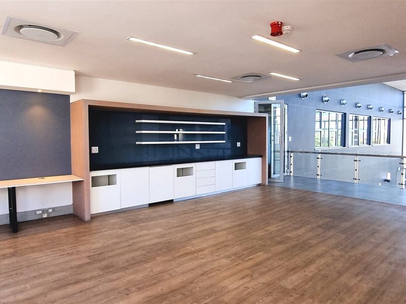Freestanding Building to let in Woodmead North - Photo 10