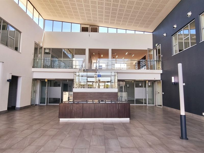 Freestanding Building to let in Woodmead North - Photo 2