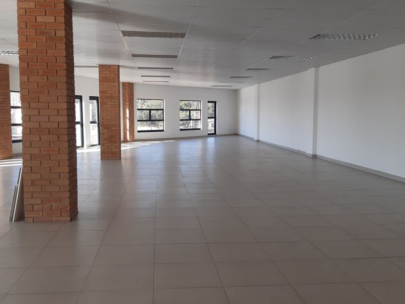 Warehouse for sale in Linbro Park - Photo 4