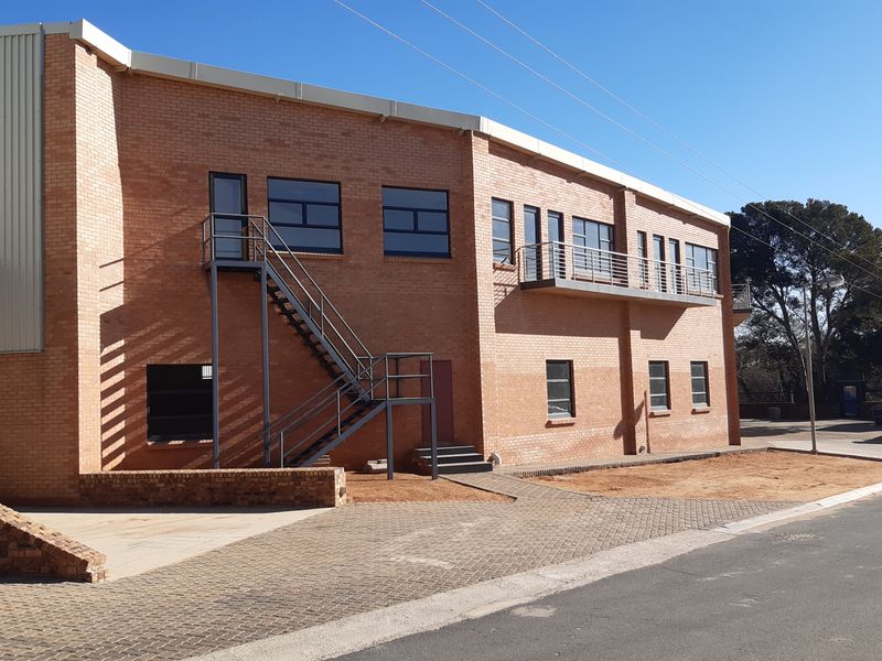 Warehouse for sale in Linbro Park - Photo 2