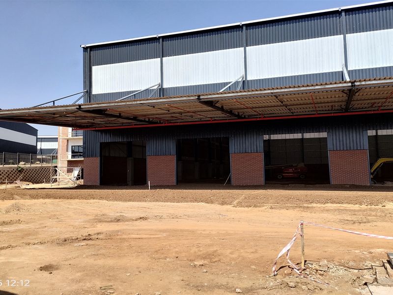 7731m2  Warehouse  - TO LEASE - Photo 5