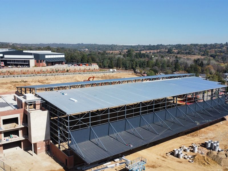 7731m2  Warehouse  - TO LEASE - Photo 4