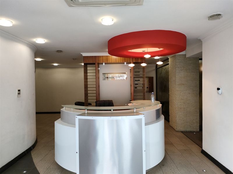 2798m2  Warehouse  - TO LEASE - Photo 3