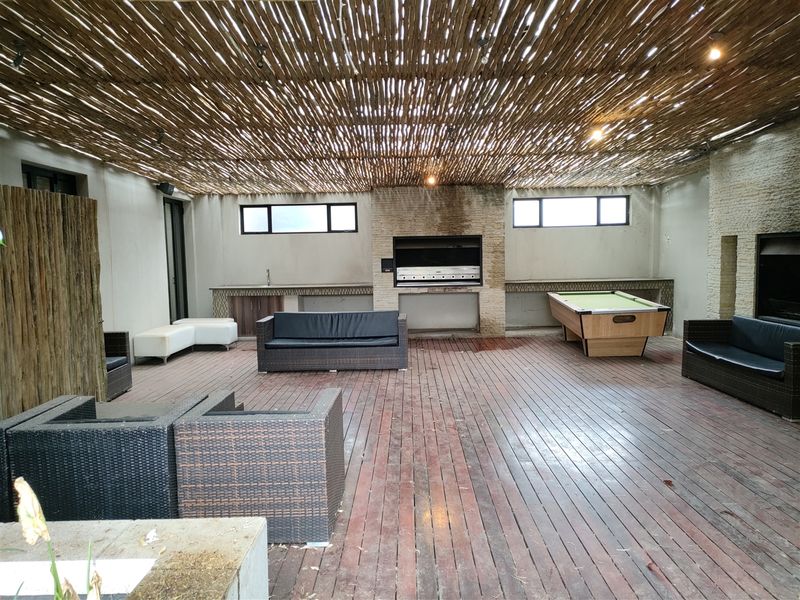 2798m2  Warehouse  - TO LEASE - Photo 9