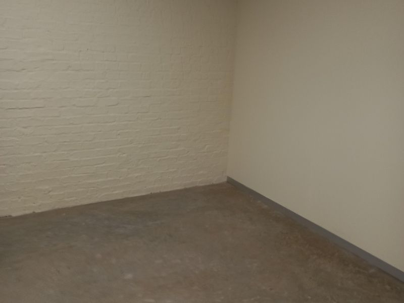 Comercial property in Halway house - Photo 5
