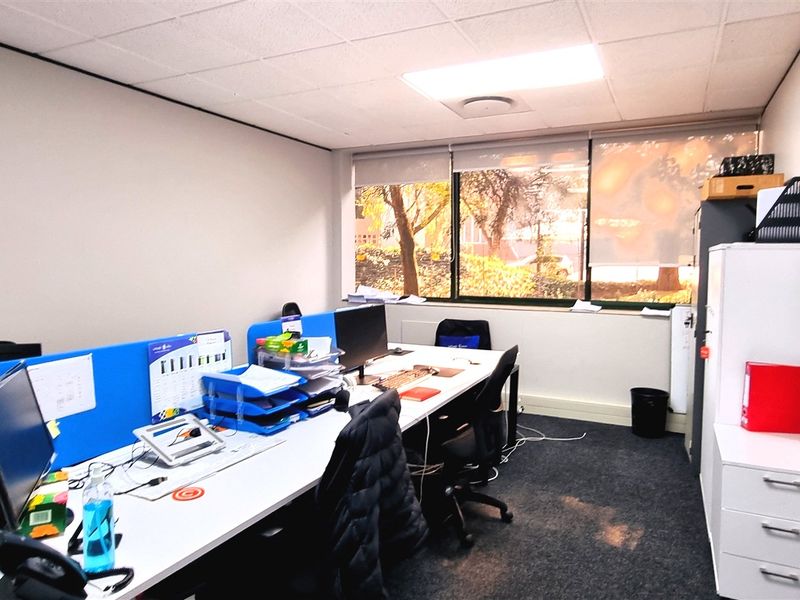 Furnished Offices to let in Woodmead - Photo 8