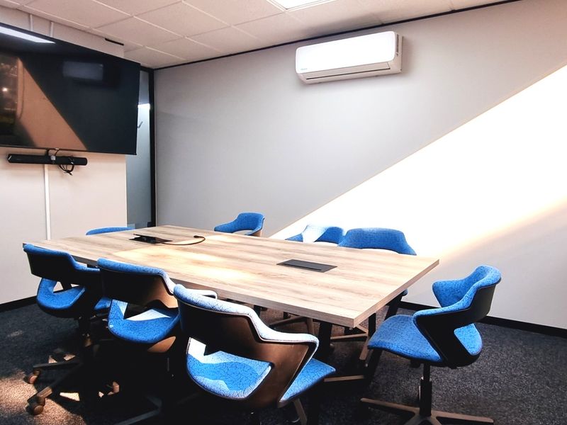 Furnished Offices to let in Woodmead - Photo 3