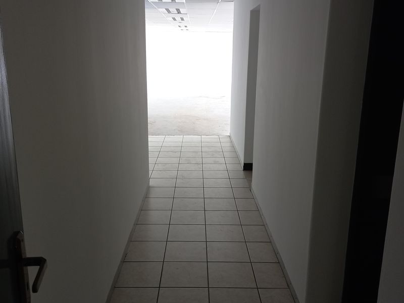Premium 483.28 m2 Office Space to rent in Randjespark – Central Park, Midrand - Photo 5