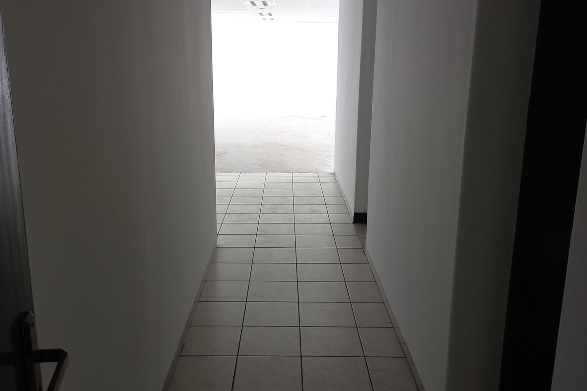 Premium 483.28 m2 Office Space to rent in Randjespark – Central Park, Midrand - Photo 5