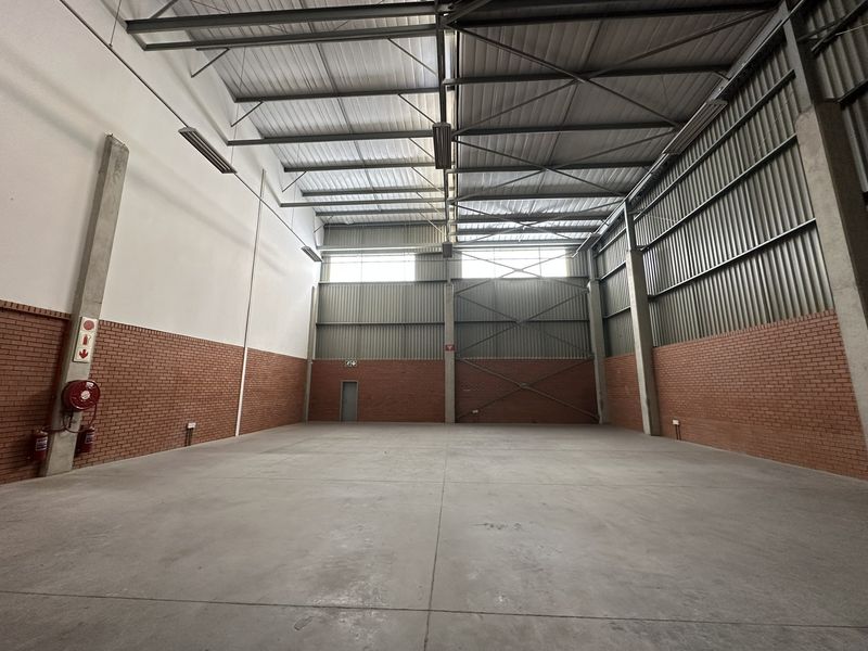 Rent direct from landlord! On Promotion! 401m2 Warehouse To Let – Longlake Edge - Photo 6