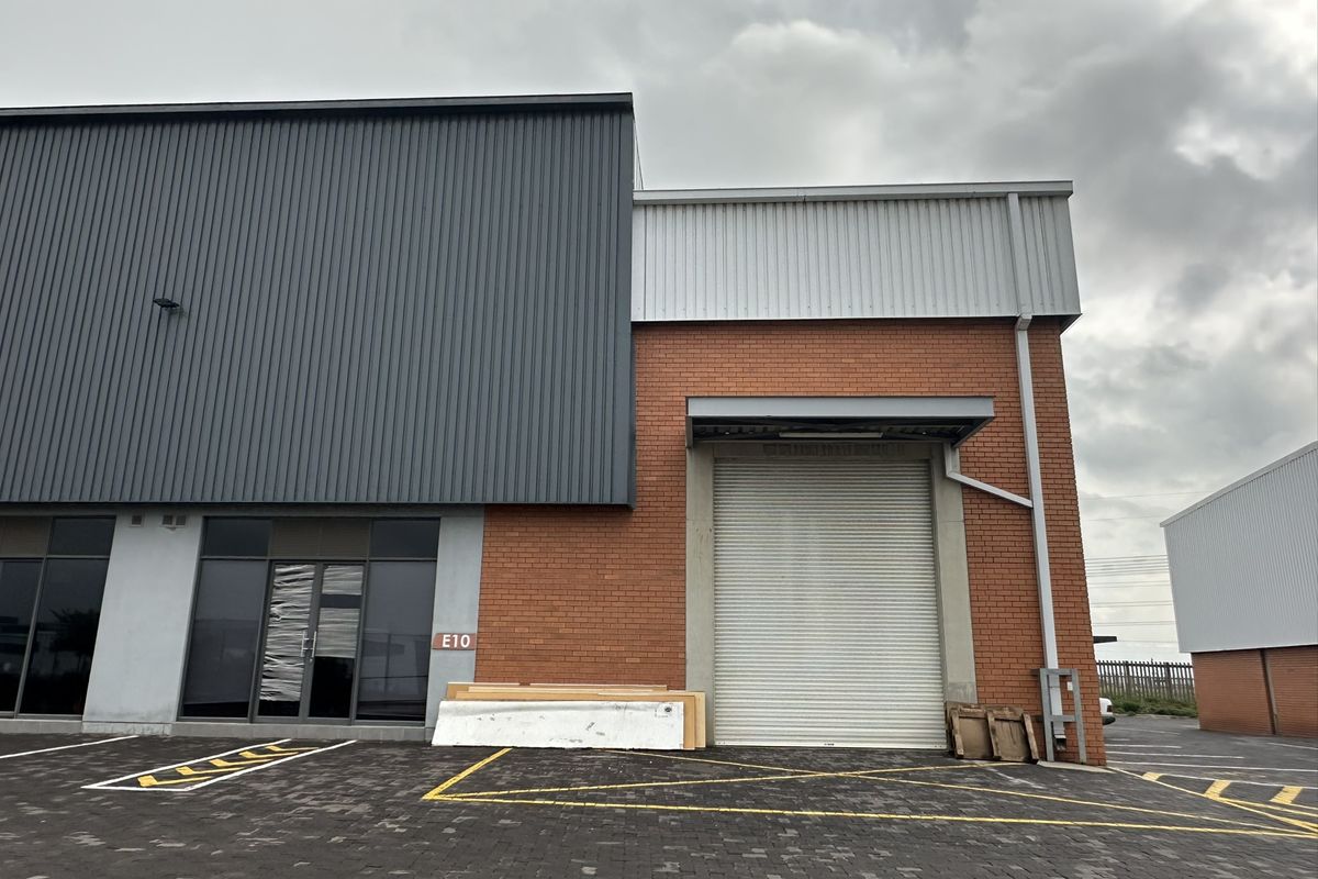 Rent direct from landlord! On Promotion! 401m2 Warehouse To Let – Longlake Edge - Photo 2