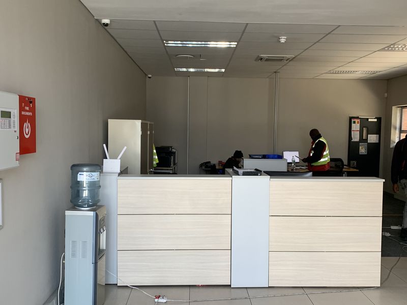 Warehouse  to LET in Linbro Park - Photo 6