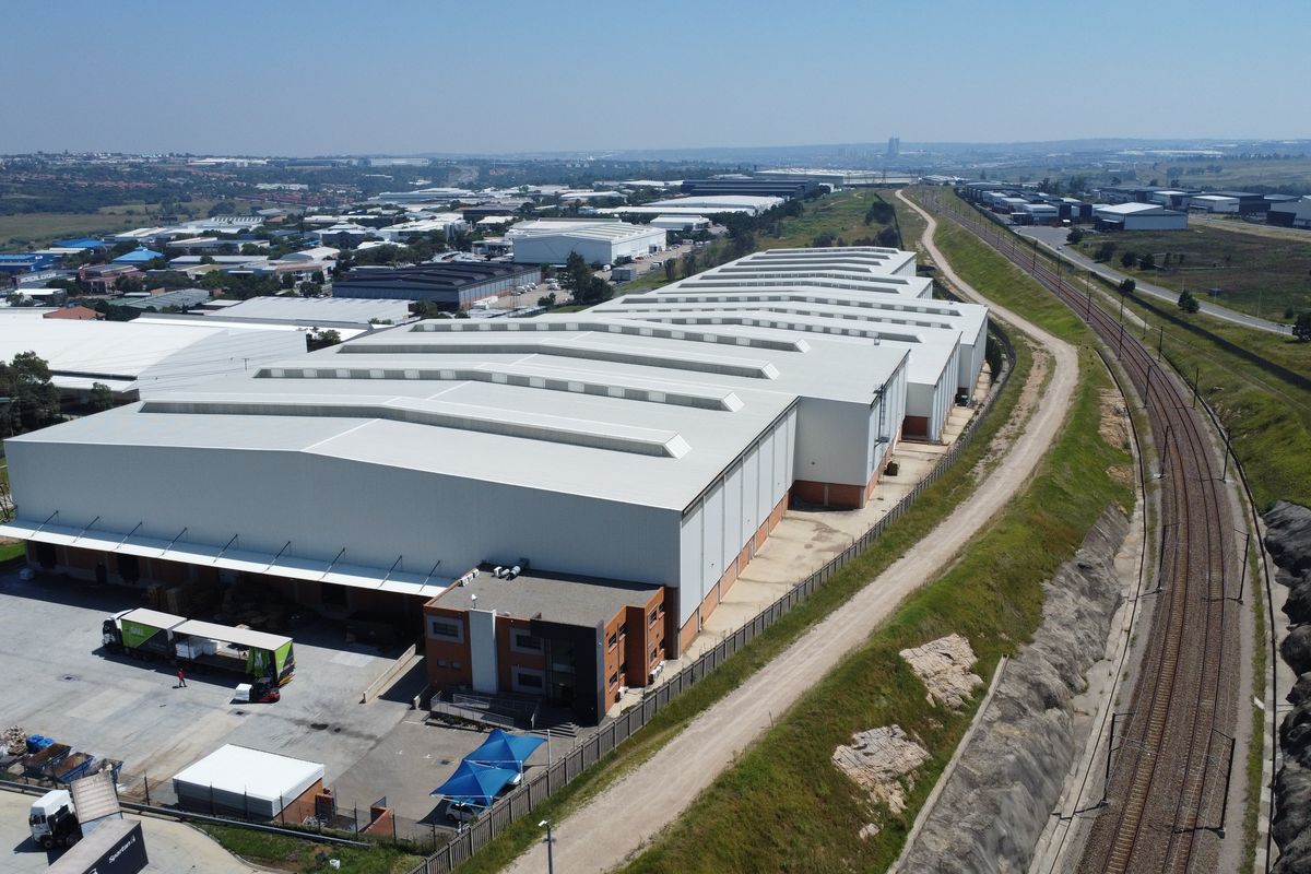 Warehouse  to LET in Linbro Park - Photo 5