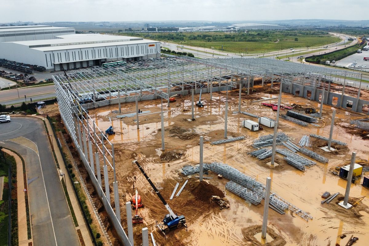 Warehouse to let in Glen Marias - Photo 5