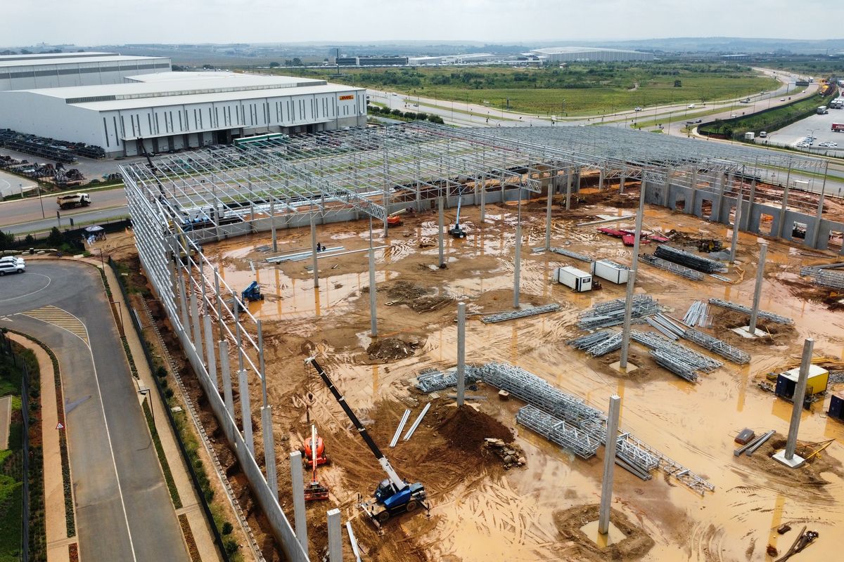 Warehouse to let in Glen Marias - Photo 4