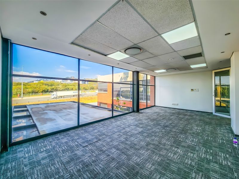 537m2 Office to Let in Constantia Office Park - Photo 8