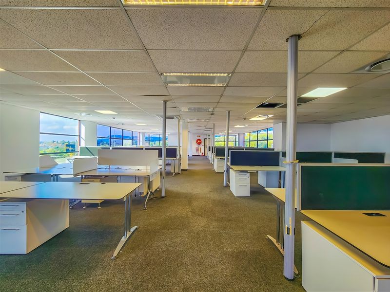 918m2 Office to Let in Constantia Office Park - Photo 10