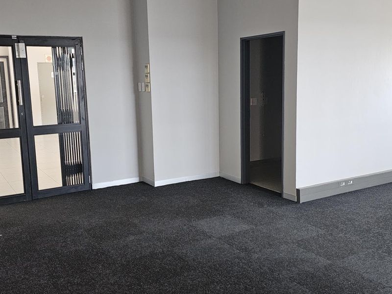 Office Space That Works as Hard as You Do – TO LET in Eco Fusion Office Park - Photo 6