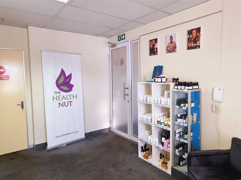 Office space to let in 4 Coombe Place in Rivonia - Photo 3