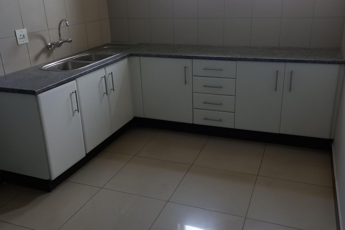 Premium 319.85 m2 Office Space to rent in Randjespark – Central Park, Midrand - Photo 2