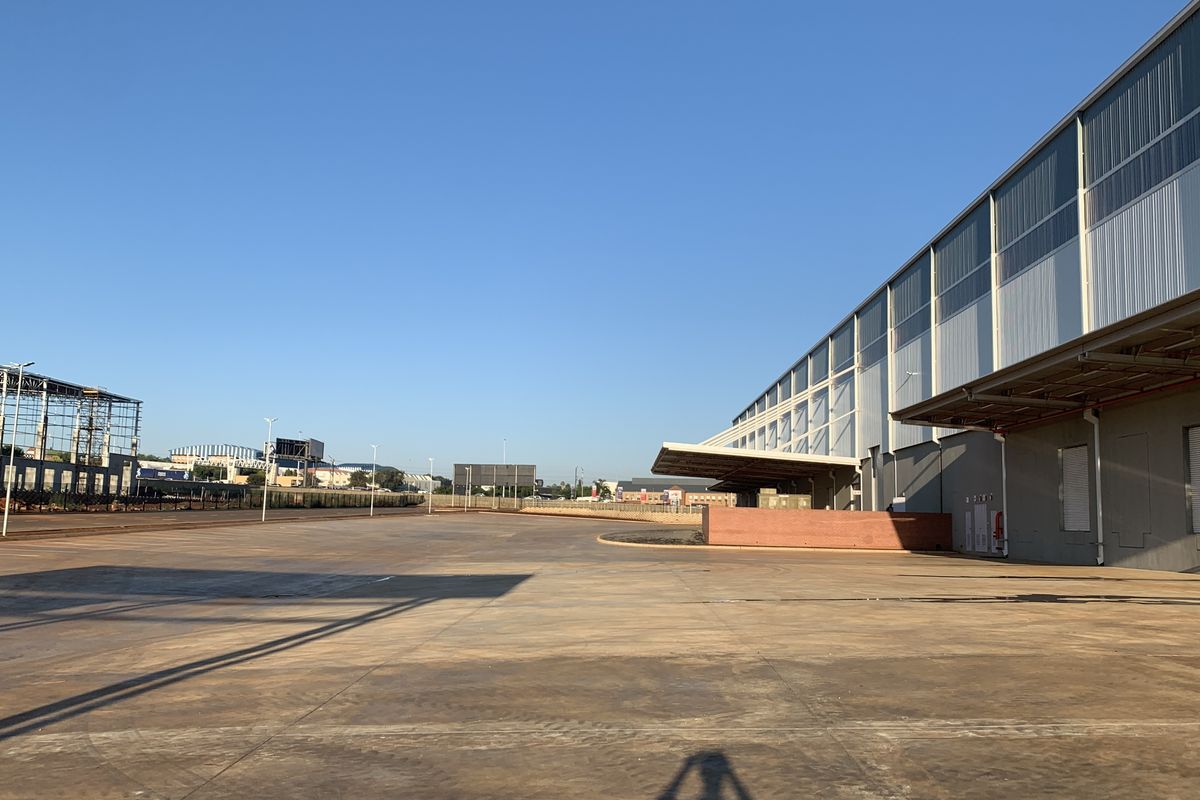 Warehouse to let in Louwlardia - Photo 4