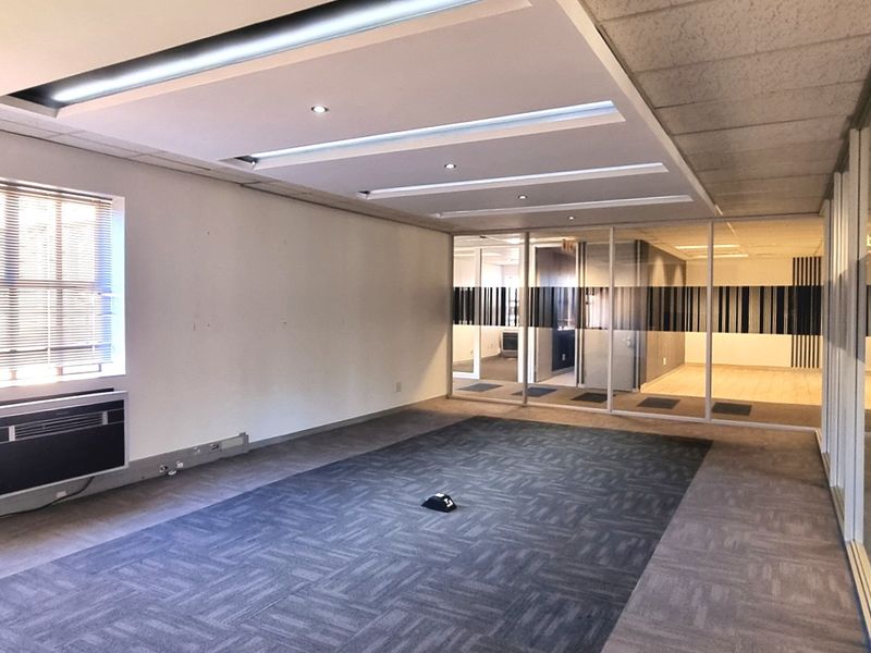 Fantastic office space to let in Bryanston - Photo 4