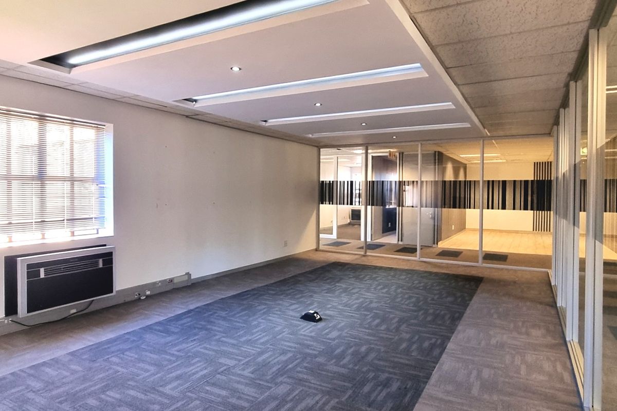 Fantastic office space to let in Bryanston - Photo 4