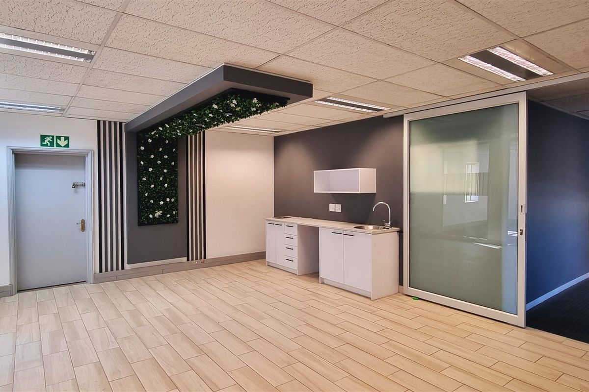 Great office space to let in Bryanston - Photo 2