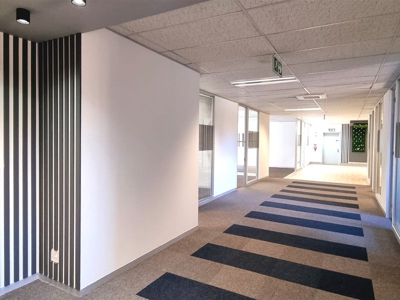 Great office space to let in Bryanston - Photo 3