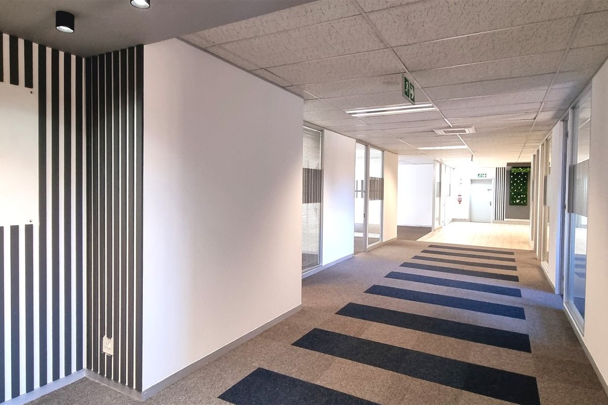 Great office space to let in Bryanston - Photo 3