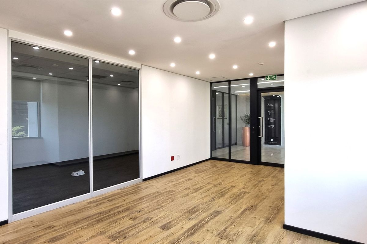 office space to let in Knightsbridge Office Park - Photo 3