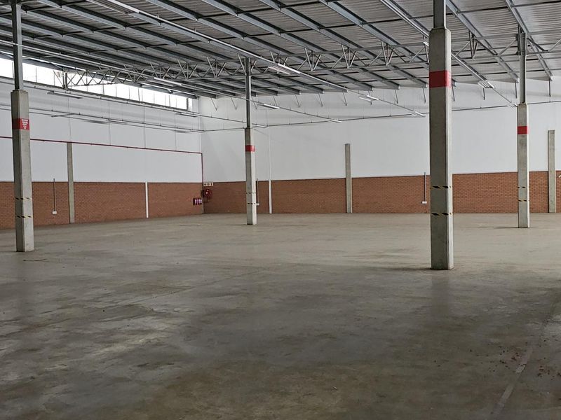 Move-In Ready Warehouses – Competitive Rental Rates! - Photo 3