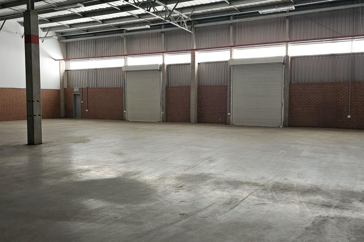 Move-In Ready Warehouses – Competitive Rental Rates! - Photo 5