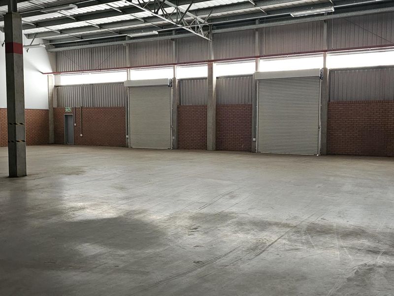 Move-In Ready Warehouses – Competitive Rental Rates! - Photo 5