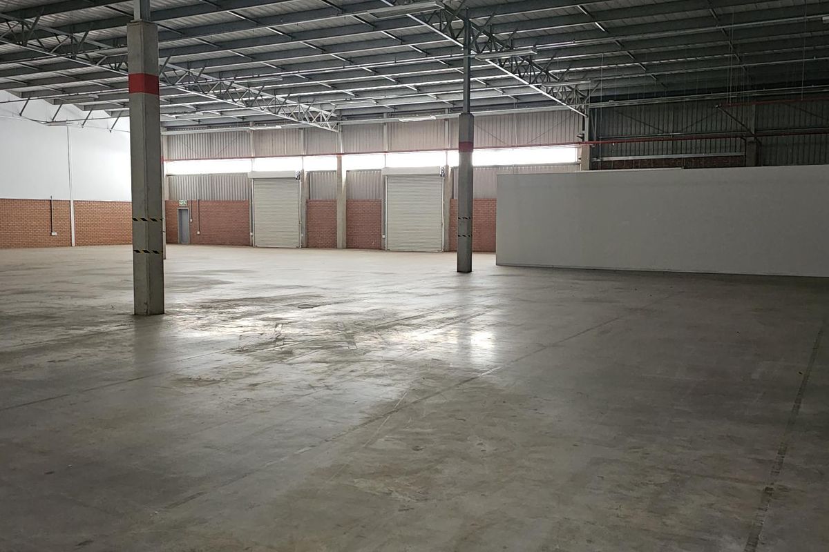 Move-In Ready Warehouses – Competitive Rental Rates! - Photo 4