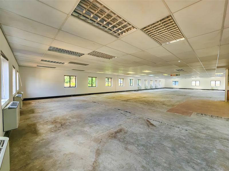 520m2 Office to Let in Clearwater Office Park - Photo 8