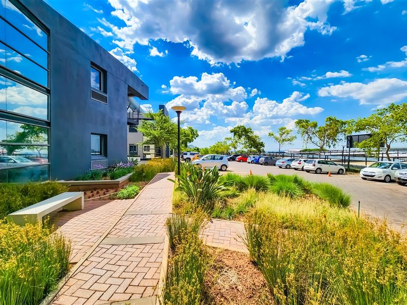 520m2 Office to Let in Clearwater Office Park - Photo 3