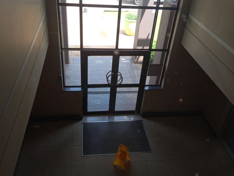 Premium 1840.47 m2 Office Space to let  in Randjespark – Central Park, Midrand - Photo 6