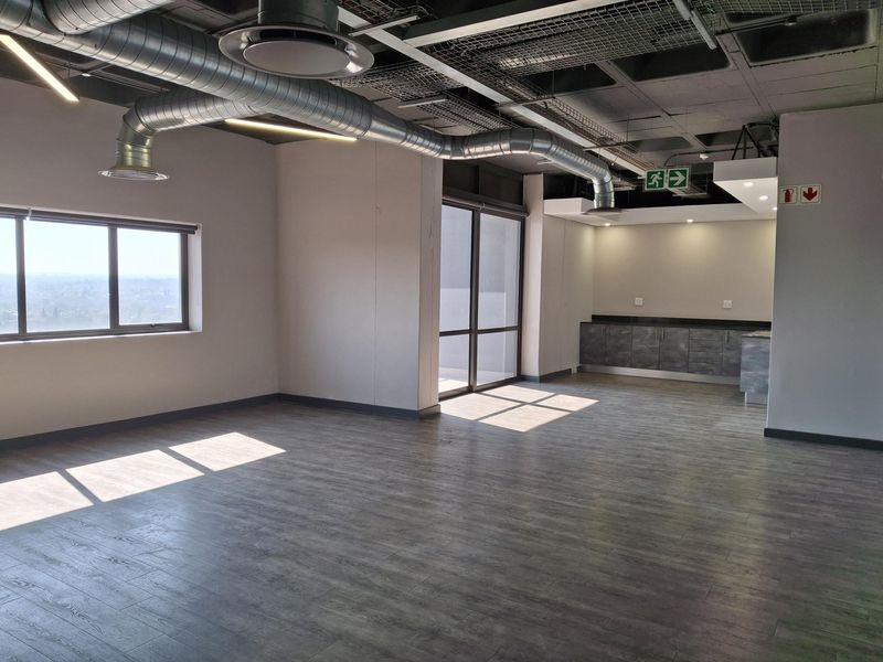 Extraordinary Office Space with Premium Finishes and Stunning Views - Photo 9