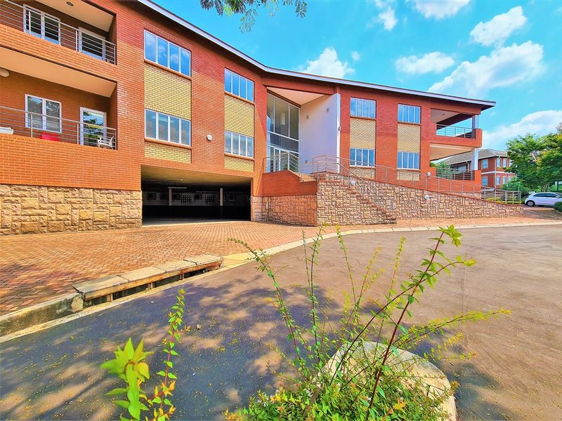 259m2 Modern Office to Let in Waterford Office Park - Photo 3