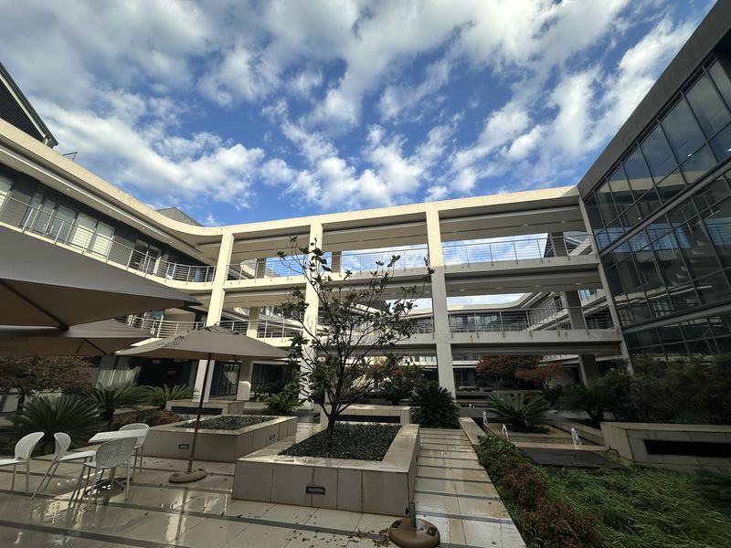 RENT DIRECT (perks + no middlemen)! 149m2 Office to Let in the heart of Southdowns, Irene, Centurion - Photo 2