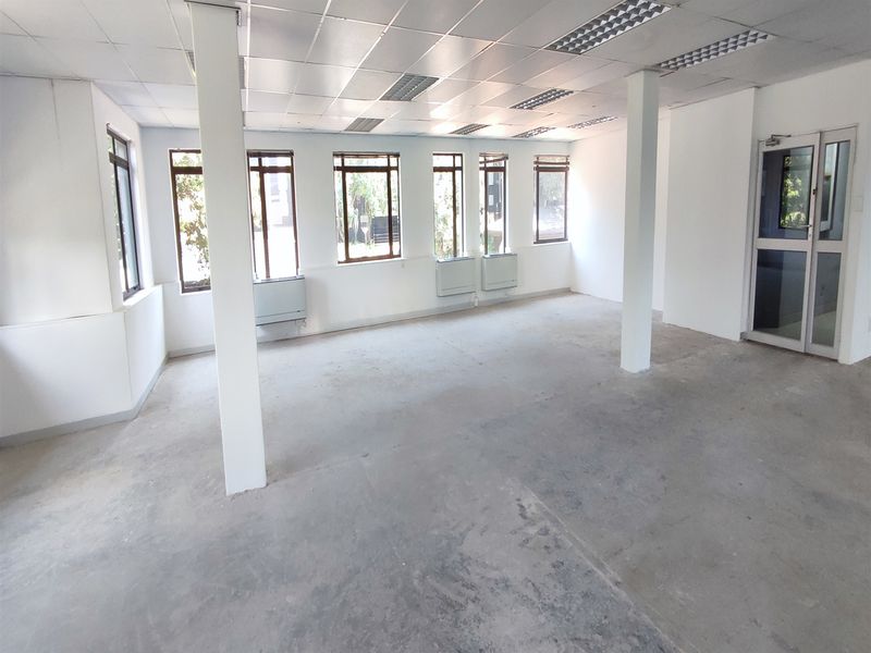 267.23m2 Office to let in Hyde Park Lane - Photo 9