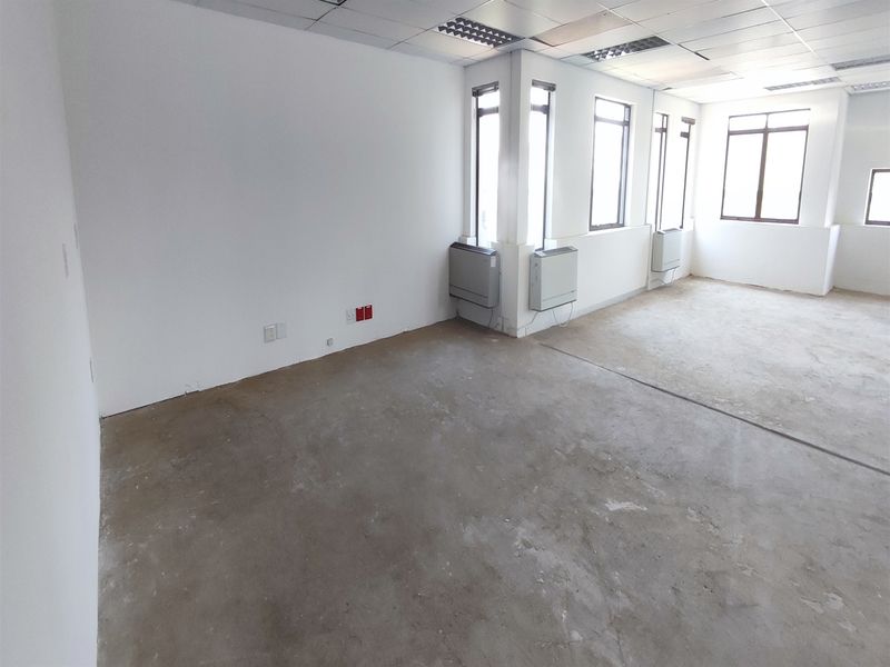 267.23m2 Office to let in Hyde Park Lane - Photo 4