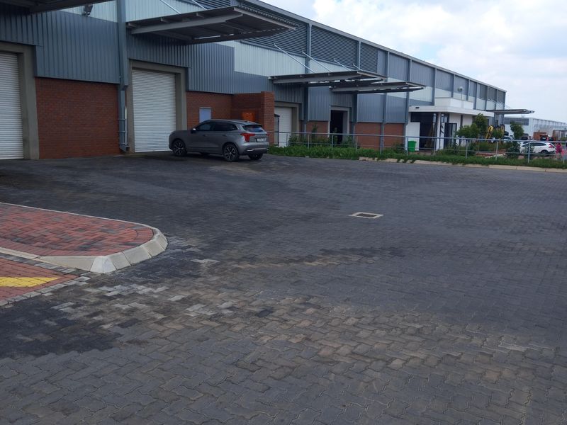 Warehouse ,  Office Space to Let in Irene, Centurion - Photo 2